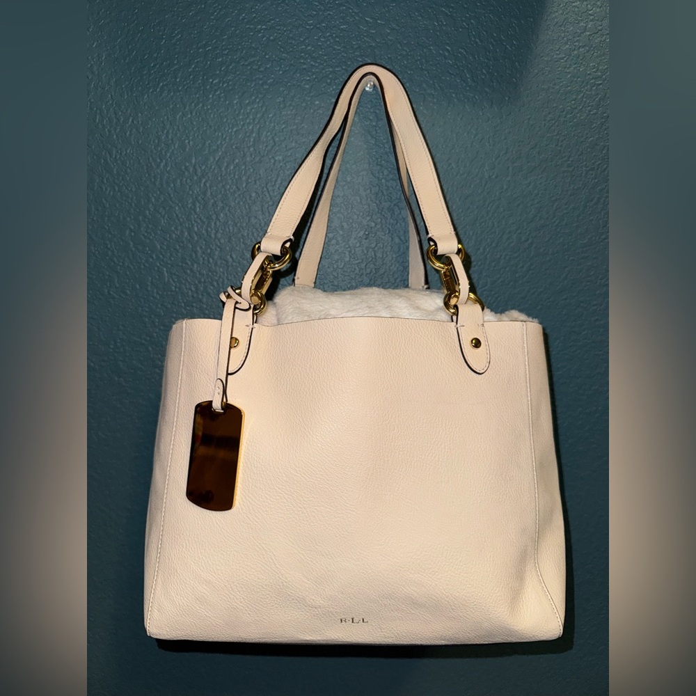 Lauren Ralph Lauren Pebbled Leather Chain-Link Shoulder Tote – Cream